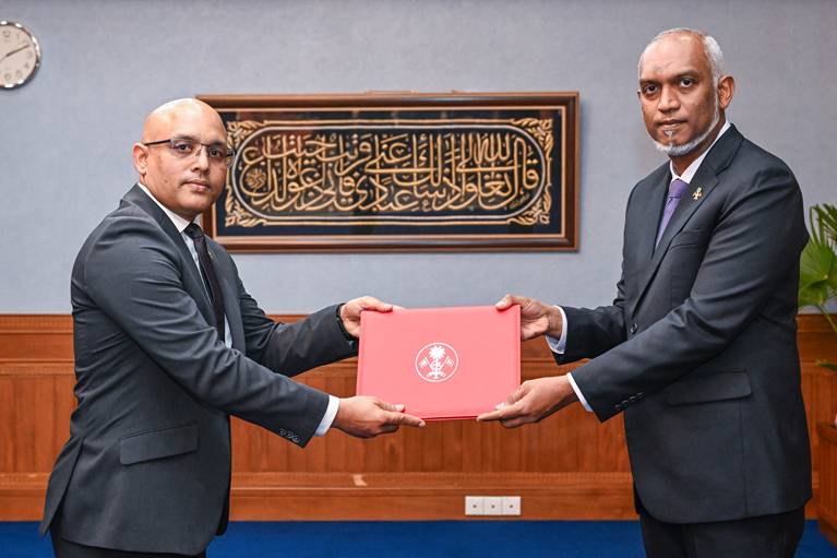 އާމްދަނީ އިތުރުވި ނަމަވެސް، ދައުލަތުގެ ޚަރަދުތައް އިންތިހާއަށް އިތުރުވެ ޑެފިސިޓް 4.4 ބިލިއަން ރުފިޔާއަށް އަރައިފި
