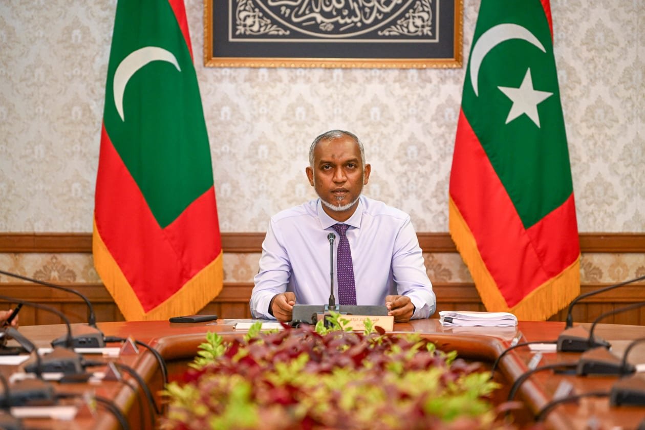 މުއިއްޒު ރުޅިގަދަވެގެން ކެބިނެޓް ބައްދަލުވުން ކުއްލި ގޮތަކަށް ނިންމާލައިފި ކަމަށް ބުނެފި